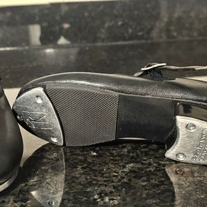 Revolution Tap Dance Shoes